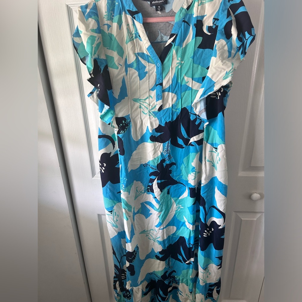 Cute studio park dress